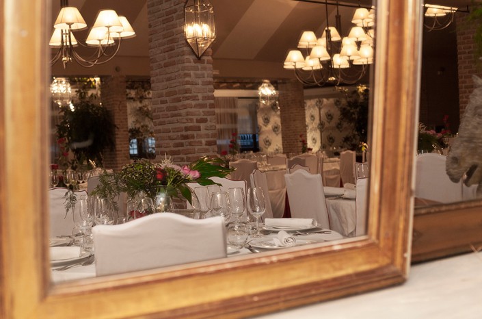 Boda en restaurante histórico de Toledo
