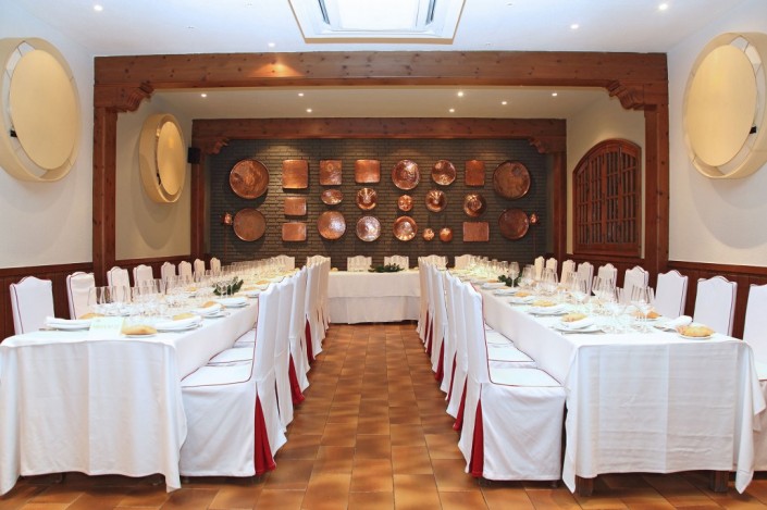 Salón cobre para bodas en Toledo Salón cobre para bodas en Toledo