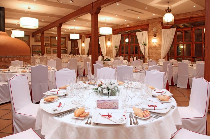 Restaurante de gran capacidad en Toledo Grandes salones espaciosos | Venta de Aires