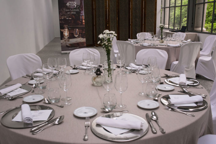 Mesa en el catering del Jardín Botánico